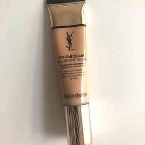 Yves Saint Laurent Touché Eclat Radiant Glow
